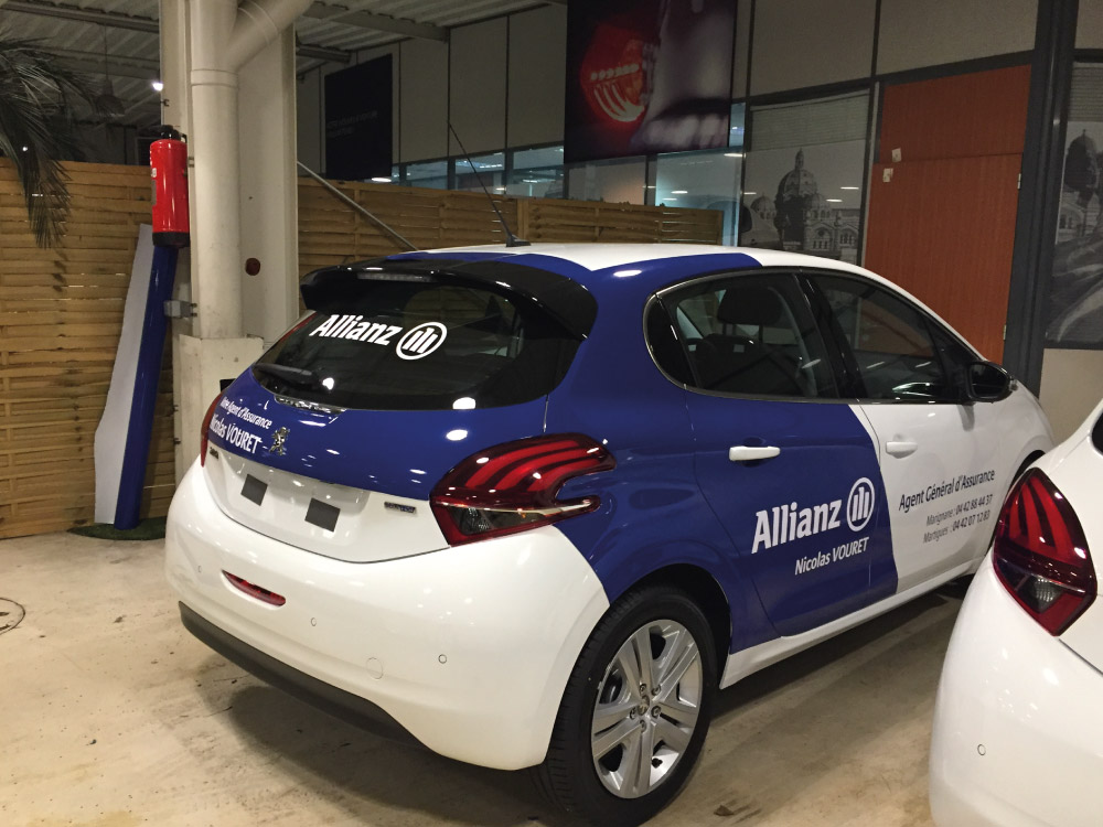 Realisations-communication-decoration-vehicule-allianz-3