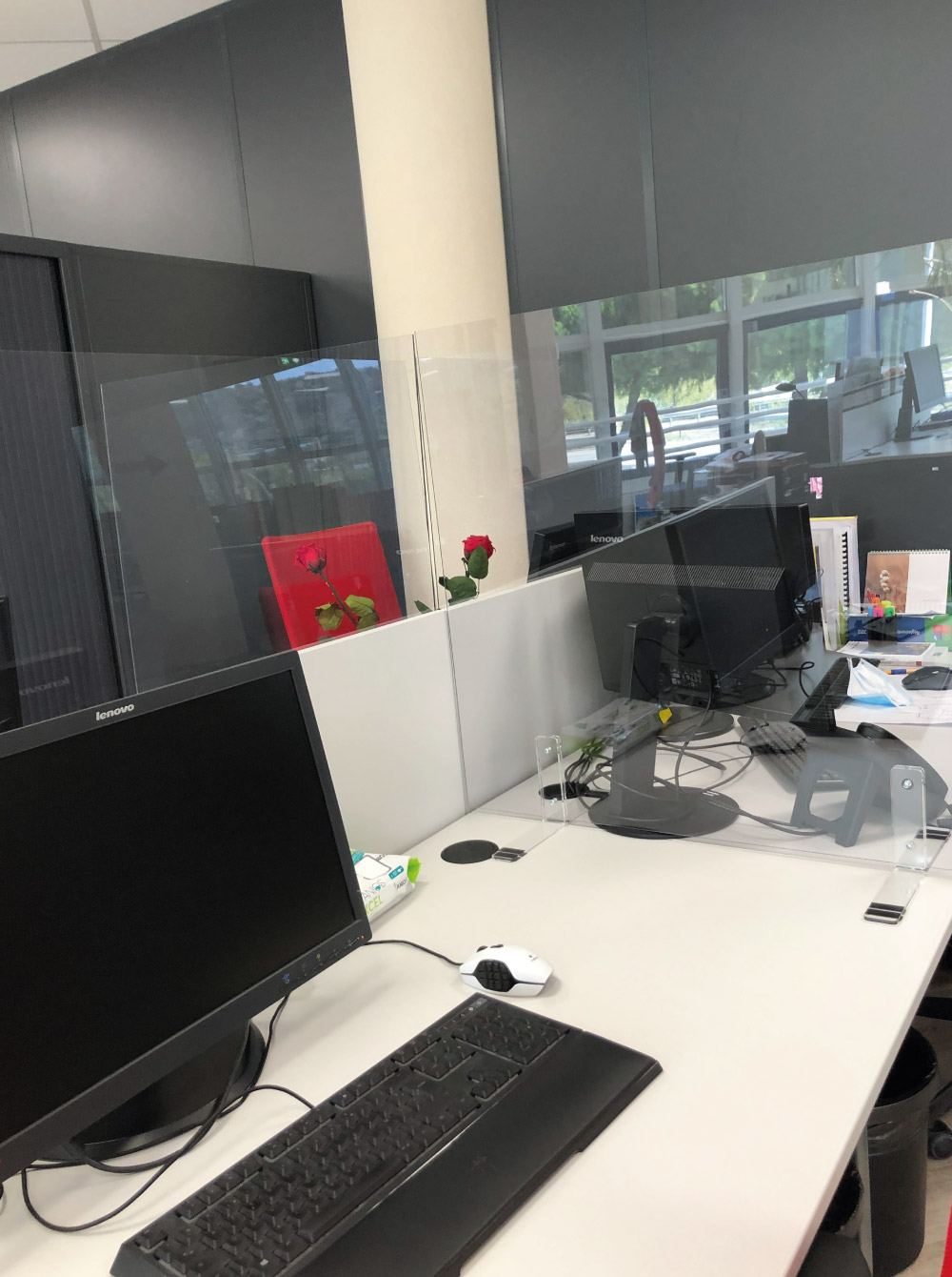 Realisations-protection-bureau-plexiglass-eiffage-2