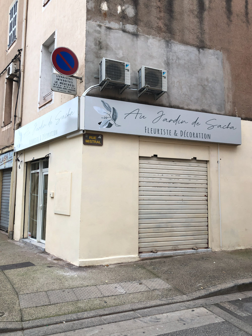 Realisations-signaletique-enseigne-au-jardin-de-sacha